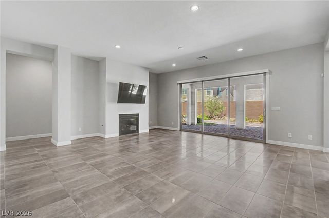 9868 Gemstone Sunset Avenue, Las Vegas, NV 89148