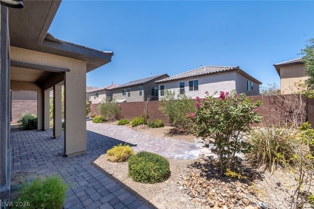 9868 Gemstone Sunset Avenue, Las Vegas, NV 89148