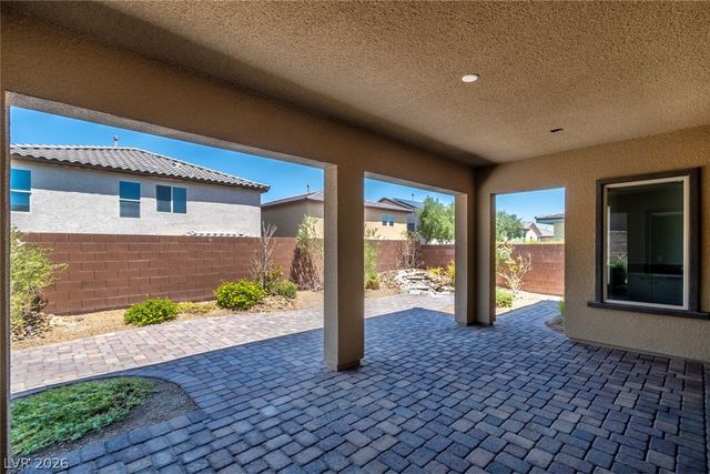 9868 Gemstone Sunset Avenue, Las Vegas, NV 89148