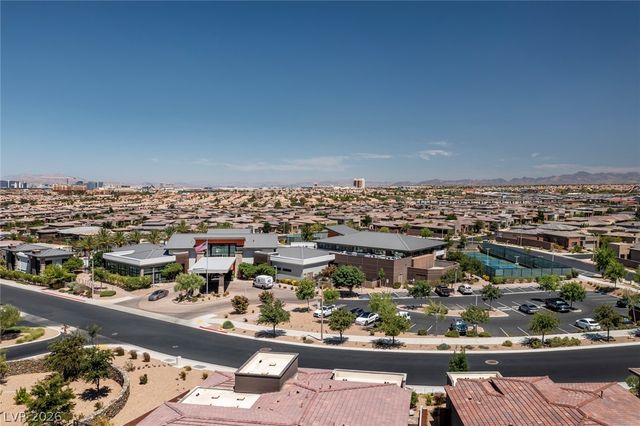 9868 Gemstone Sunset Avenue, Las Vegas, NV 89148