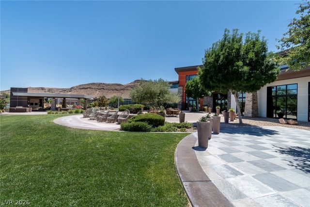 9868 Gemstone Sunset Avenue, Las Vegas, NV 89148