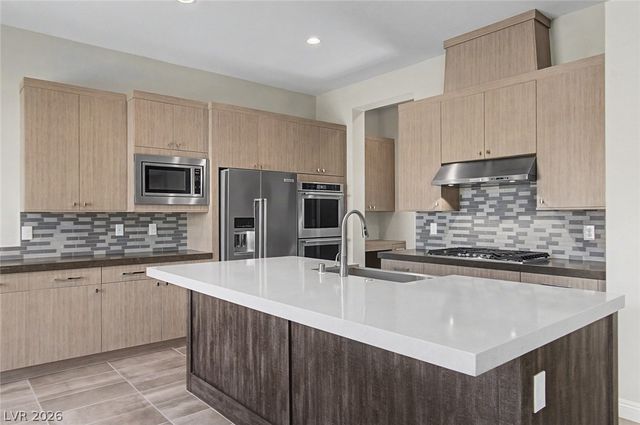 9868 Gemstone Sunset Avenue, Las Vegas, NV 89148