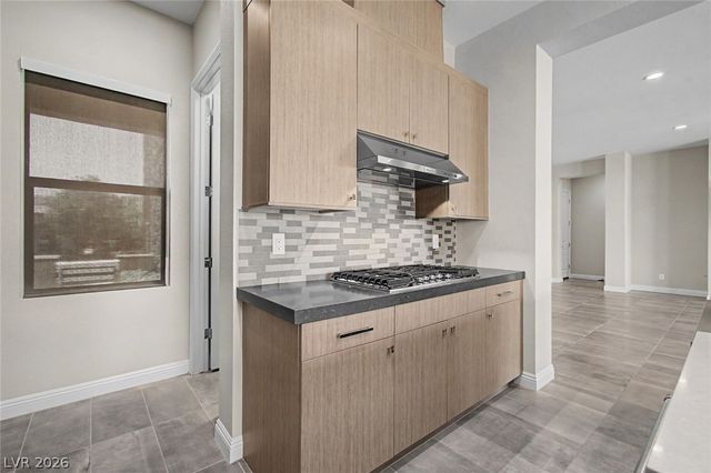 9868 Gemstone Sunset Avenue, Las Vegas, NV 89148