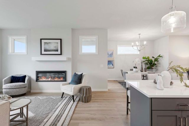 12439 Drayton Trail, Apple Valley, MN 55124