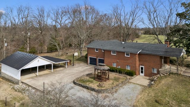 526 W Boiling Springs Rd, Portland, TN 37148