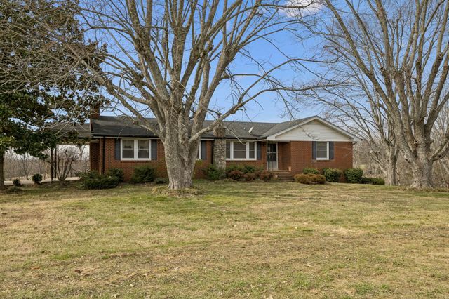 526 W Boiling Springs Rd, Portland, TN 37148