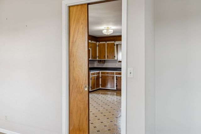 526 W Boiling Springs Rd, Portland, TN 37148