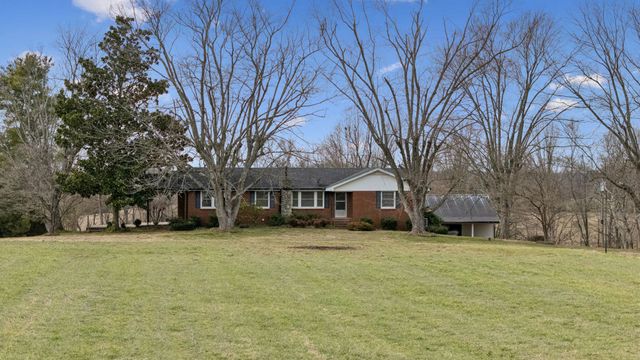 526 W Boiling Springs Rd, Portland, TN 37148