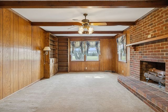 526 W Boiling Springs Rd, Portland, TN 37148