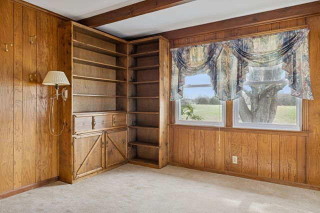 526 W Boiling Springs Rd, Portland, TN 37148