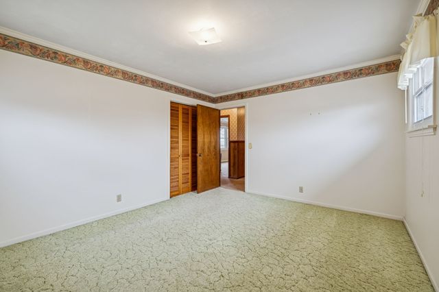 526 W Boiling Springs Rd, Portland, TN 37148