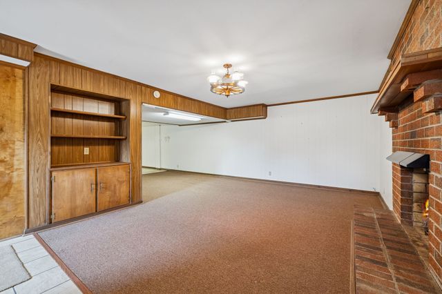 526 W Boiling Springs Rd, Portland, TN 37148