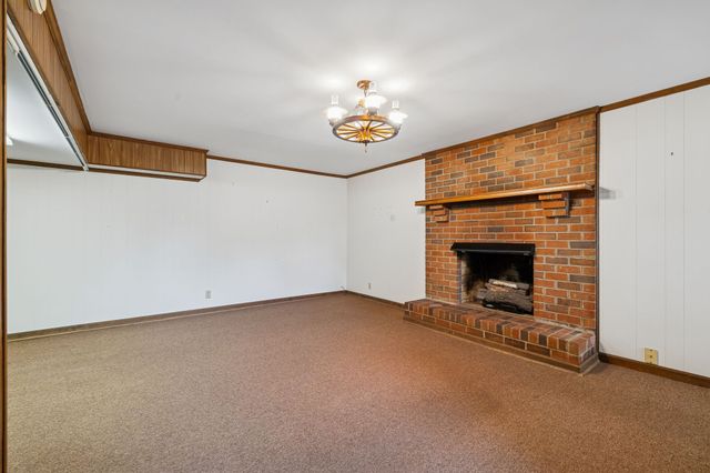 526 W Boiling Springs Rd, Portland, TN 37148