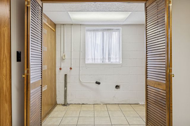 526 W Boiling Springs Rd, Portland, TN 37148