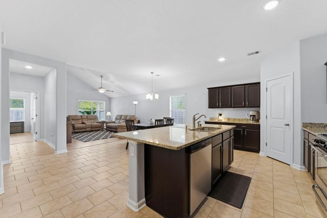 9407 Paloma Creek Drive, Tomball, TX 77375