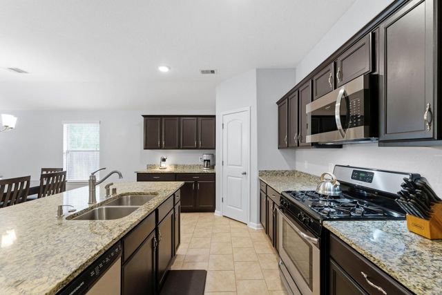 9407 Paloma Creek Drive, Tomball, TX 77375