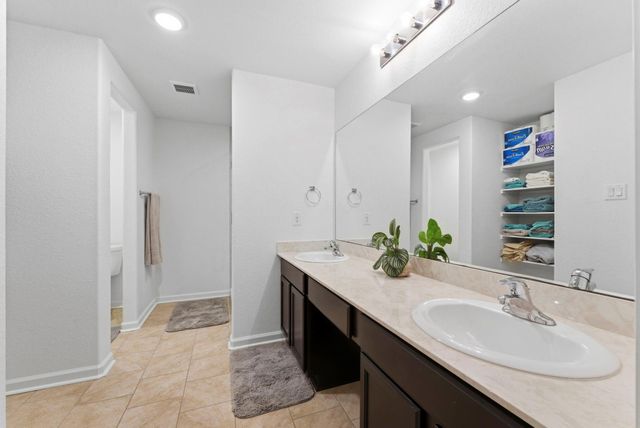 9407 Paloma Creek Drive, Tomball, TX 77375