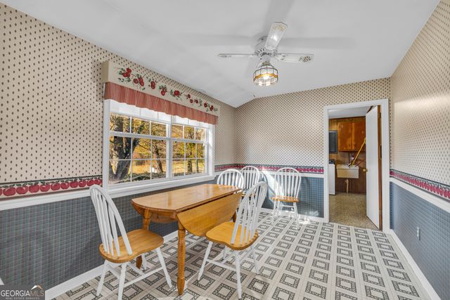 2207 Blacksnake Road, Mount Airy, GA 30563