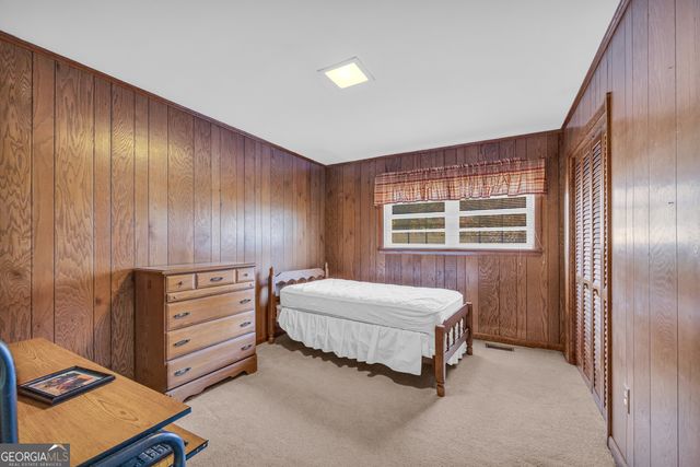 2207 Blacksnake Road, Mount Airy, GA 30563