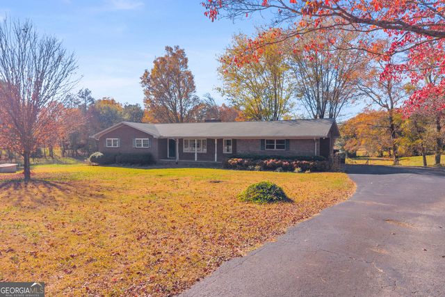 2207 Blacksnake Road, Mount Airy, GA 30563