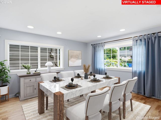 2057 Se 72ND Ave, Portland, OR 97215