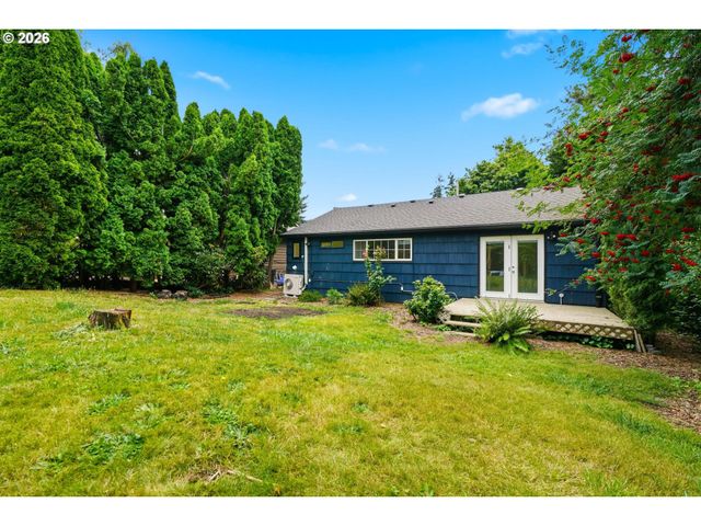 2057 Se 72ND Ave, Portland, OR 97215
