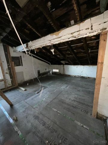 923 Findlay Street, Cincinnati, OH 45214