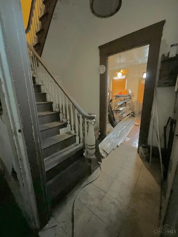 923 Findlay Street, Cincinnati, OH 45214