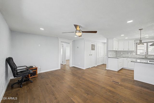 1641 N PLAZA Drive, Apache Junction, AZ 85120