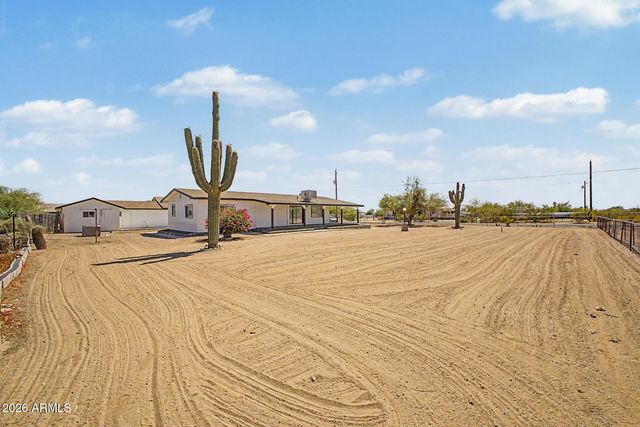 1641 N PLAZA Drive, Apache Junction, AZ 85120