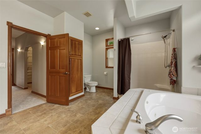 9315 Milburn Loop SE, Olympia, WA 98513