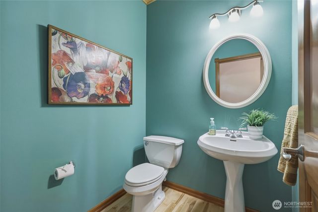 9315 Milburn Loop SE, Olympia, WA 98513