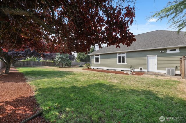 9315 Milburn Loop SE, Olympia, WA 98513