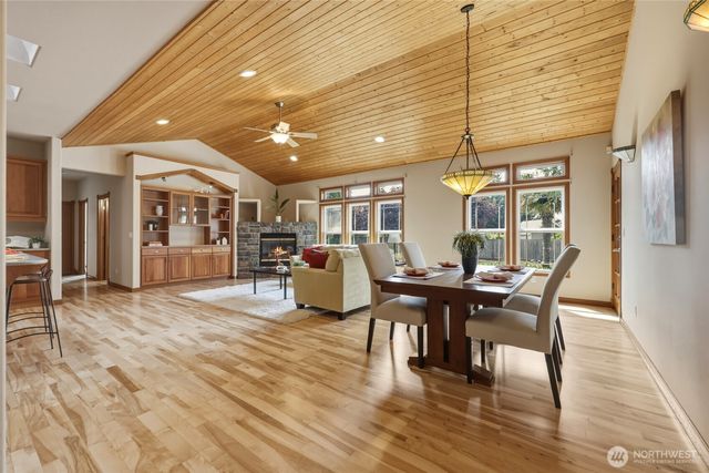 9315 Milburn Loop SE, Olympia, WA 98513