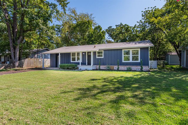 1024 Tower Street, Canton, TX 75103