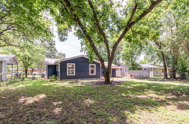 1024 Tower Street, Canton, TX 75103