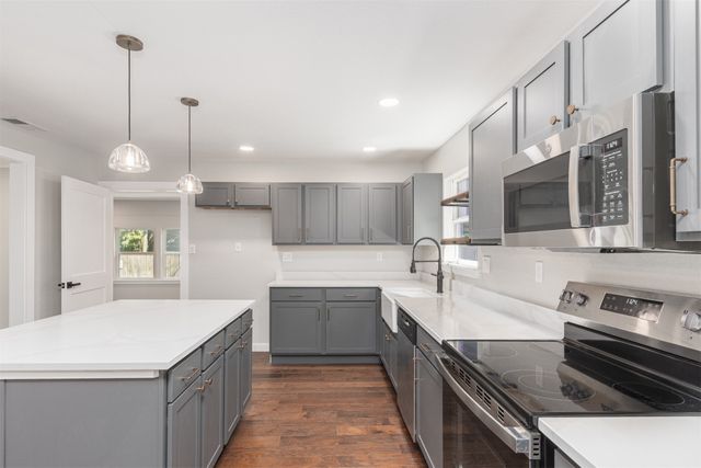 1024 Tower Street, Canton, TX 75103