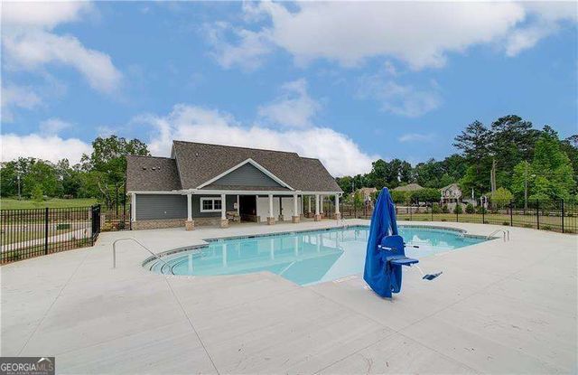 282 Arnewood Circle, Mcdonough, GA 30253