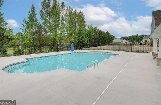 282 Arnewood Circle, Mcdonough, GA 30253