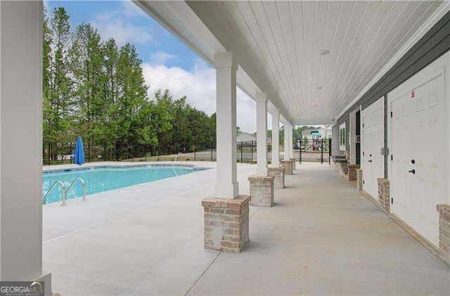 282 Arnewood Circle, Mcdonough, GA 30253
