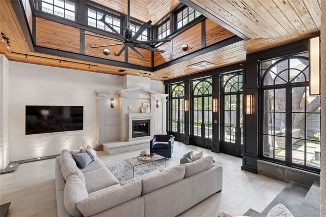 3917 Marquette Street, University Park, TX 75225