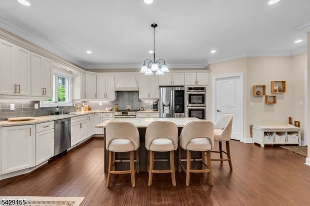 1121 N Washington Ave, Green Brook Twp., NJ 08812