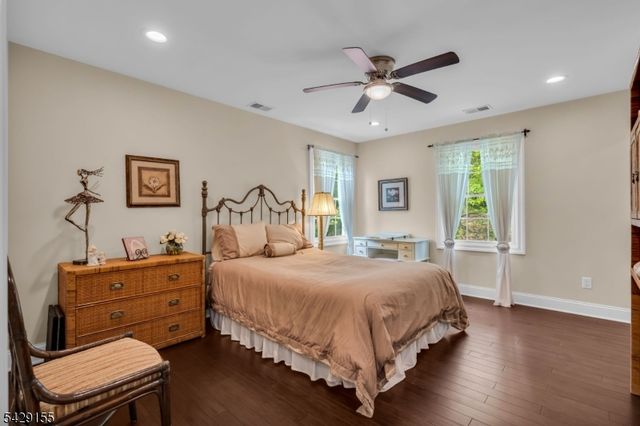 1121 N Washington Ave, Green Brook Twp., NJ 08812