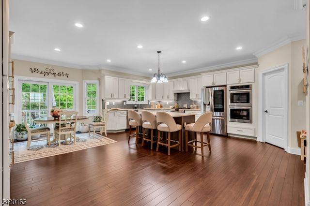 1121 N Washington Ave, Green Brook Twp., NJ 08812