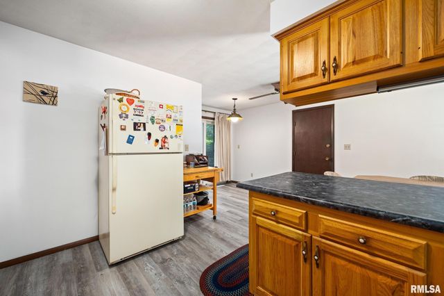 1814 W LATHAM Lane, Peoria, IL 61614