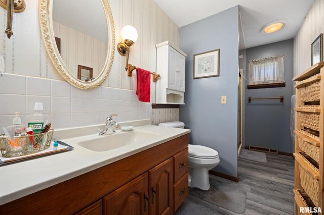 1814 W LATHAM Lane, Peoria, IL 61614