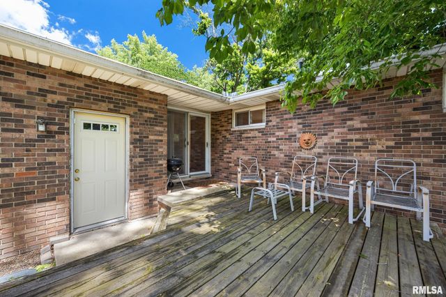 1814 W LATHAM Lane, Peoria, IL 61614