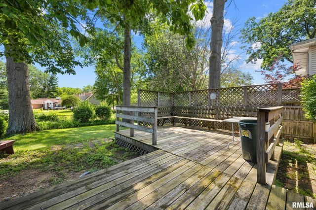 1814 W LATHAM Lane, Peoria, IL 61614
