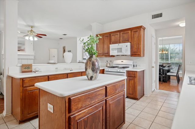 6629 Wickliff Trail, Plano, TX 75023