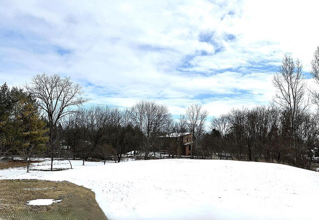 1984 OAKRIDGE ROAD, Neenah, WI 54956